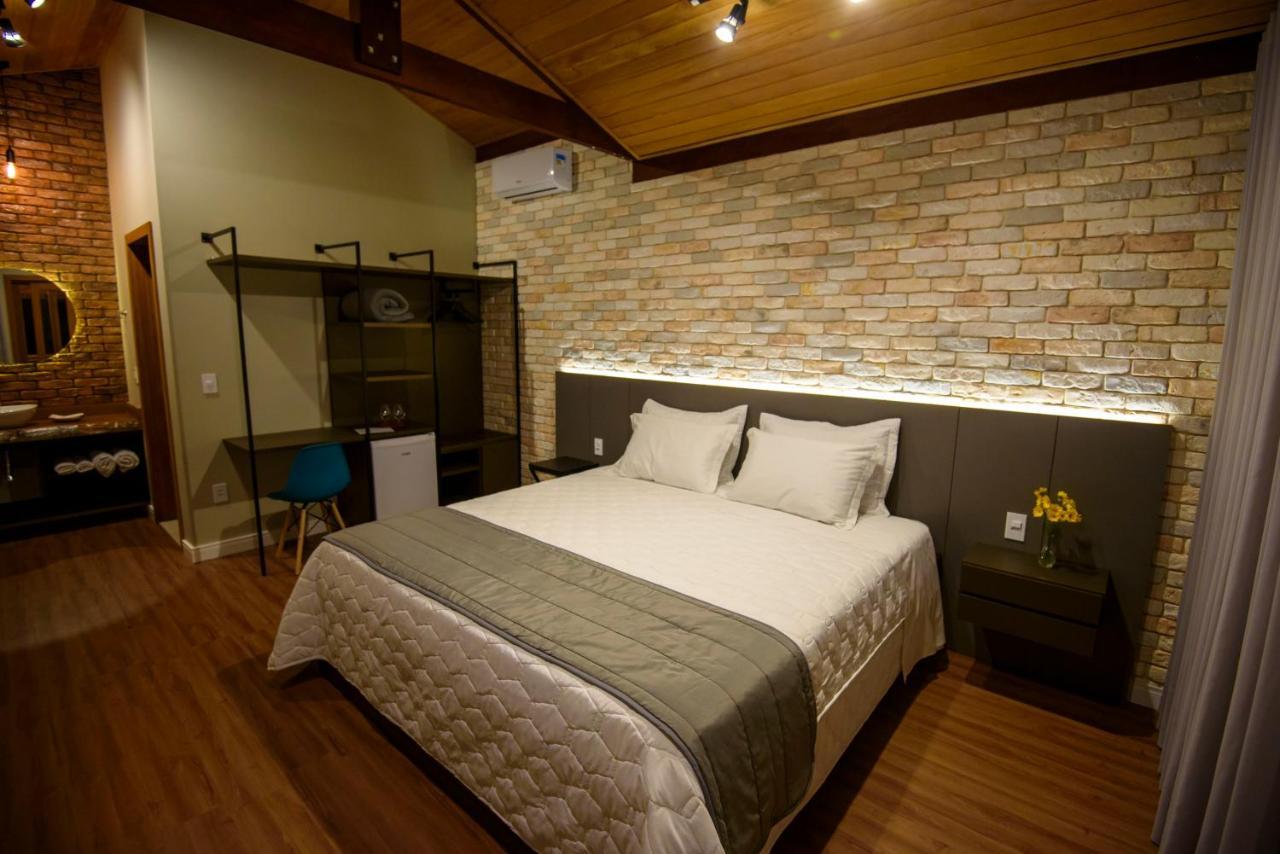 Hospedagem Santa Rita Espera Feliz Extérieur photo
